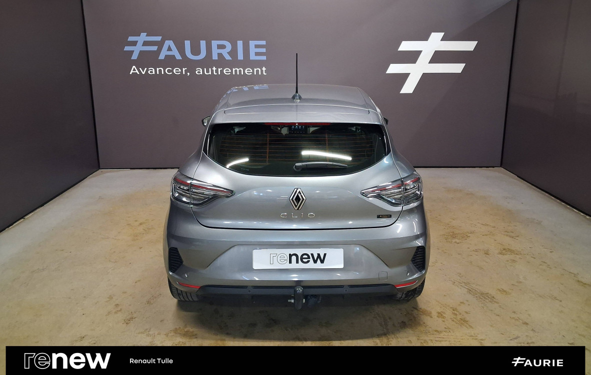 Acheter Renault Clio 5 Clio E-Tech full hybrid 145 Evolution 5p occasion dans les concessions du Groupe Faurie