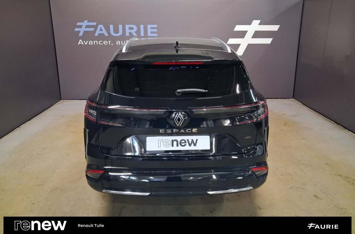 Acheter Renault Espace 6 Espace E-Tech full hybrid 200 GSR2 Techno 5p occasion dans les concessions du Groupe Faurie