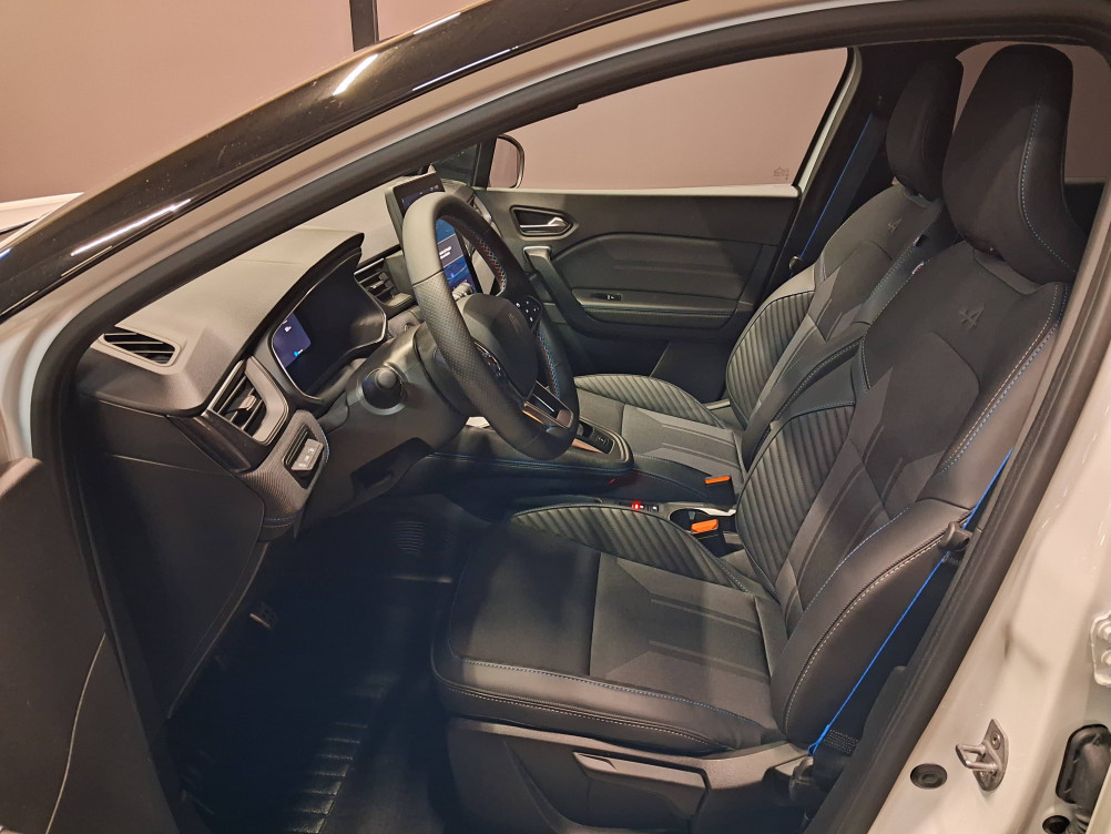 Acheter Renault Captur 2 Captur E-Tech full hybrid 160 ch esprit Alpine 5p occasion dans les concessions du Groupe Faurie