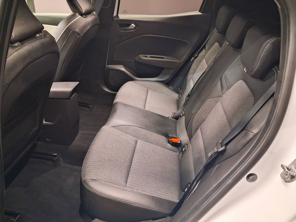 Acheter Renault Clio 5 Clio E-Tech hybride 145 Techno 5p occasion dans les concessions du Groupe Faurie
