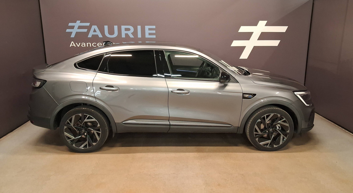 Acheter Renault Arkana Arkana E-Tech 145 - 23 esprit Alpine 5p occasion dans les concessions du Groupe Faurie
