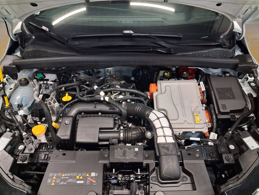 Acheter Renault Captur 2 Captur E-Tech full hybrid 160 ch esprit Alpine 5p occasion dans les concessions du Groupe Faurie