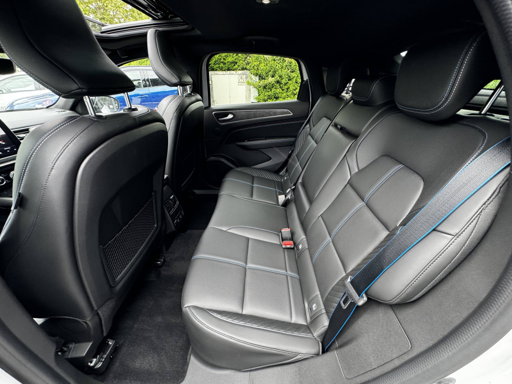 Acheter Renault Arkana Arkana E-Tech 145 - 23 esprit Alpine 5p occasion dans les concessions du Groupe Faurie