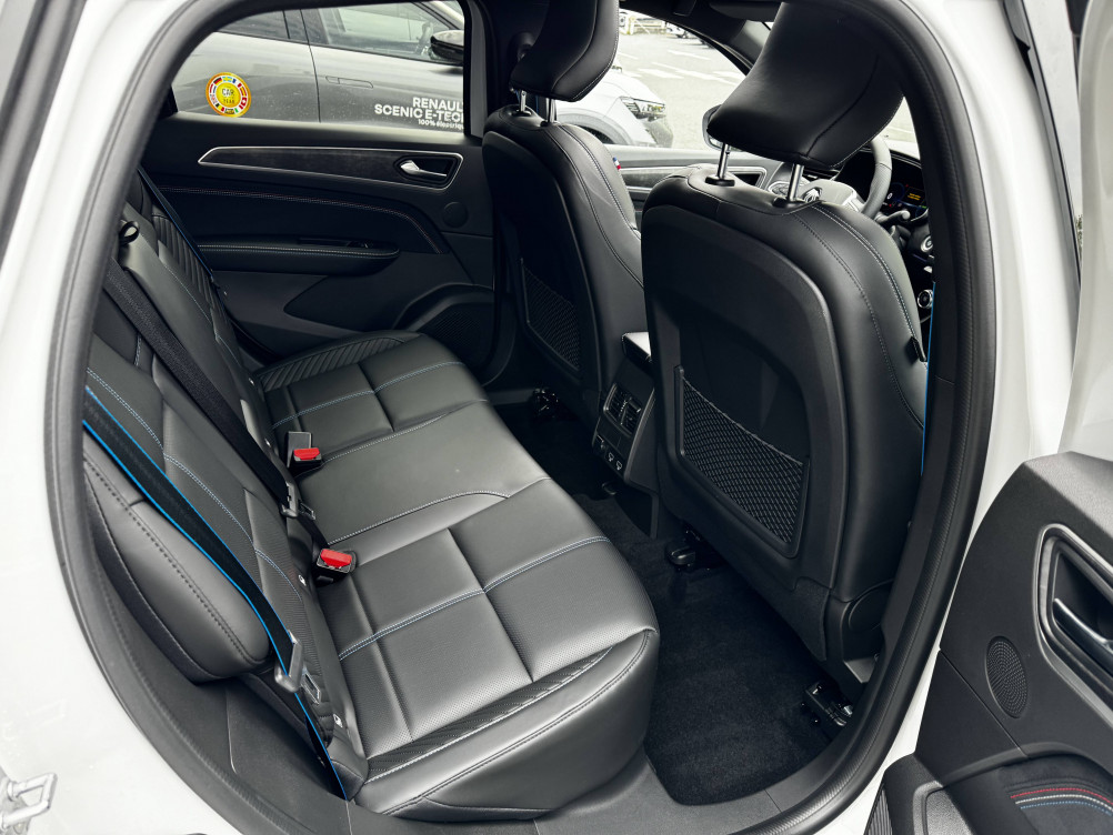 Acheter Renault Arkana Arkana E-Tech 145 - 23 esprit Alpine 5p occasion dans les concessions du Groupe Faurie