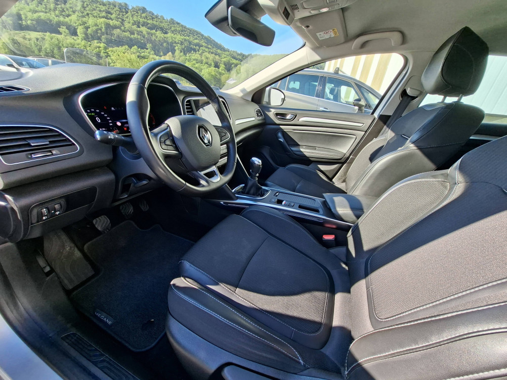 Acheter Renault Megane 4 Mégane IV Berline Blue dCi 115 - 20 Intens 5p occasion dans les concessions du Groupe Faurie