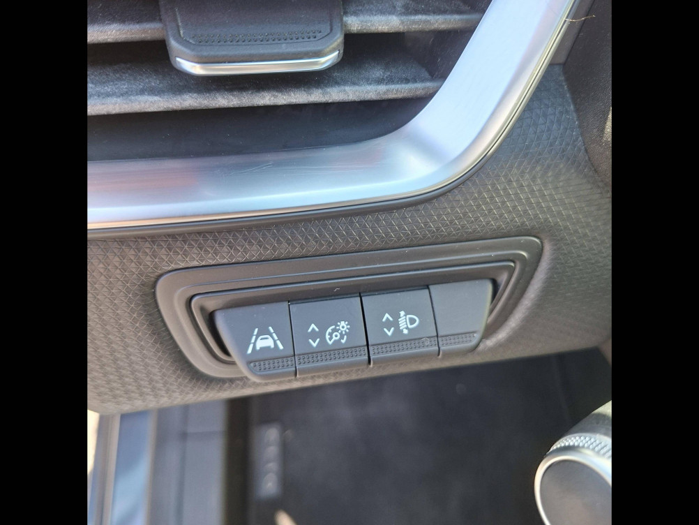 Acheter Renault Clio 5 Clio E-Tech 140 Intens 5p occasion dans les concessions du Groupe Faurie