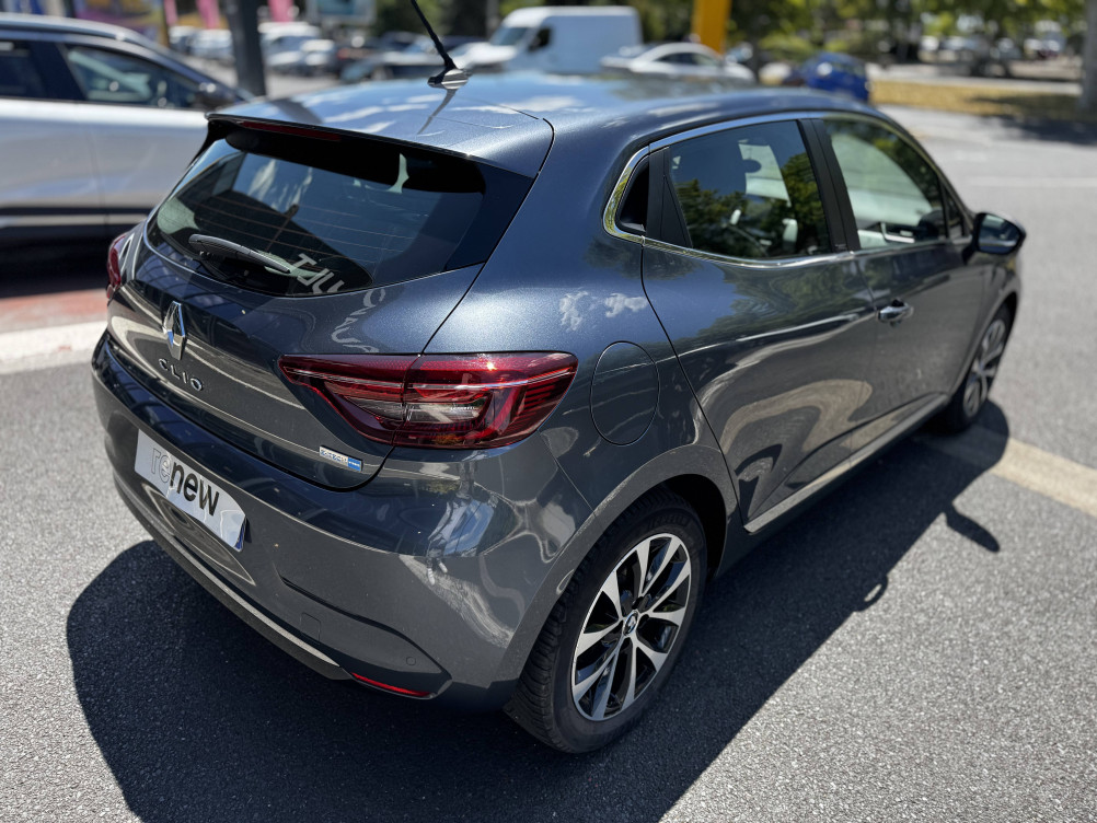 Acheter Renault Clio 5 Clio E-Tech 140 Intens 5p occasion dans les concessions du Groupe Faurie