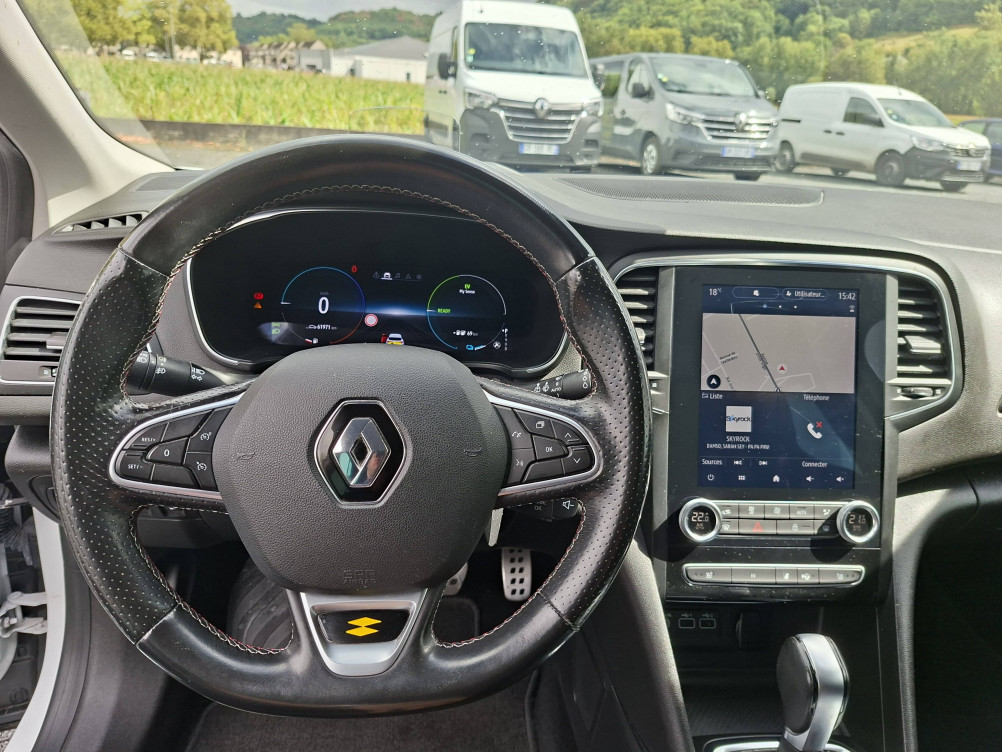 Acheter Renault Megane 4 Mégane IV Estate E-TECH Plug-In Hybride 160 R.S. Line 5p occasion dans les concessions du Groupe Faurie