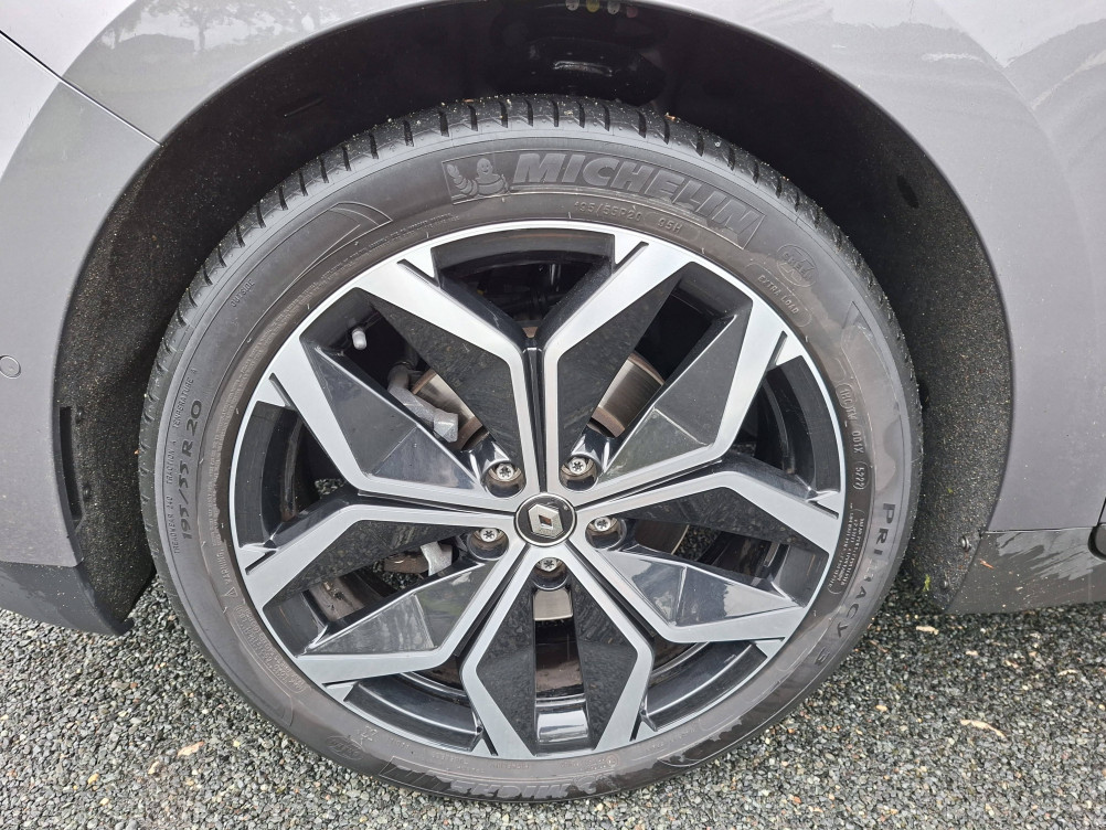 Acheter Renault Grand Scenic 4 Grand Scenic TCe 140 EDC Techno 5p occasion dans les concessions du Groupe Faurie