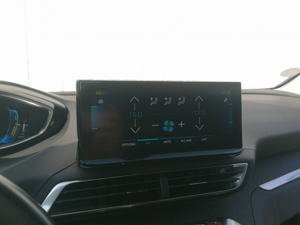 Acheter Peugeot 3008 3008 Hybrid 225 e-EAT8 Roadtrip 5p occasion dans les concessions du Groupe Faurie