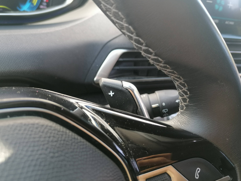 Acheter Peugeot 3008 3008 Hybrid 225 e-EAT8 Roadtrip 5p occasion dans les concessions du Groupe Faurie