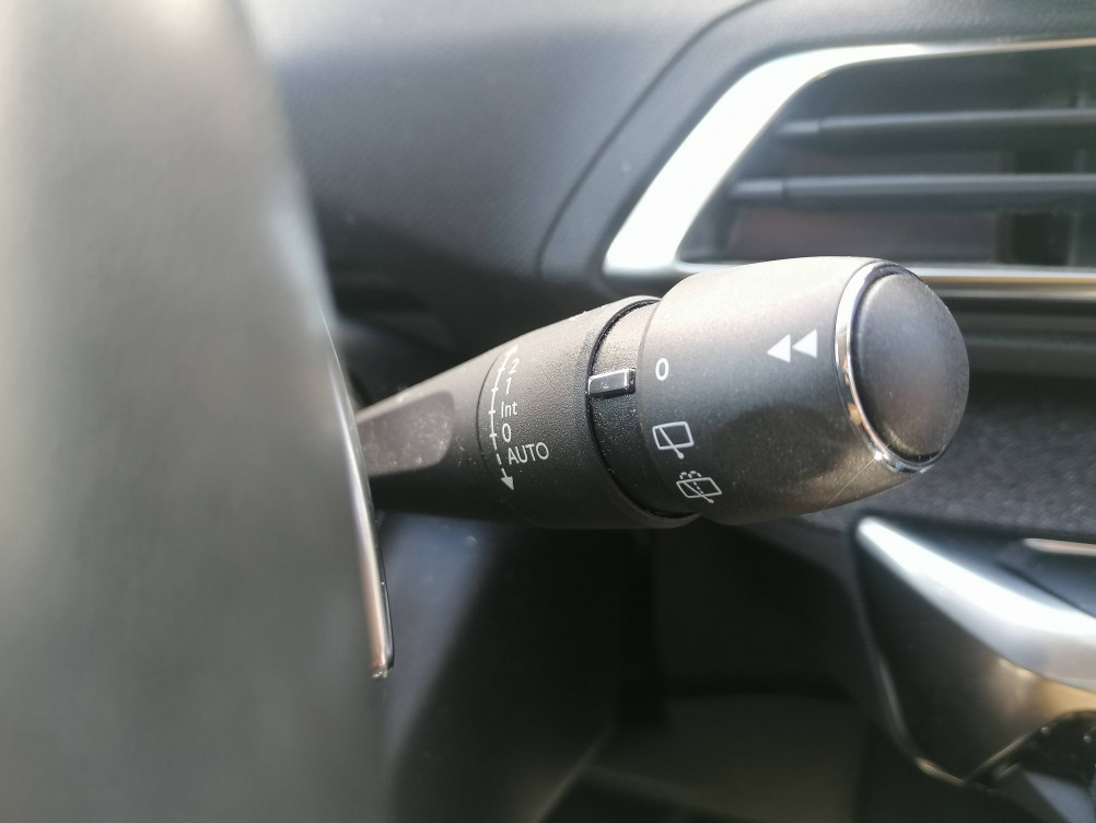 Acheter Peugeot 3008 3008 Hybrid 225 e-EAT8 Roadtrip 5p occasion dans les concessions du Groupe Faurie