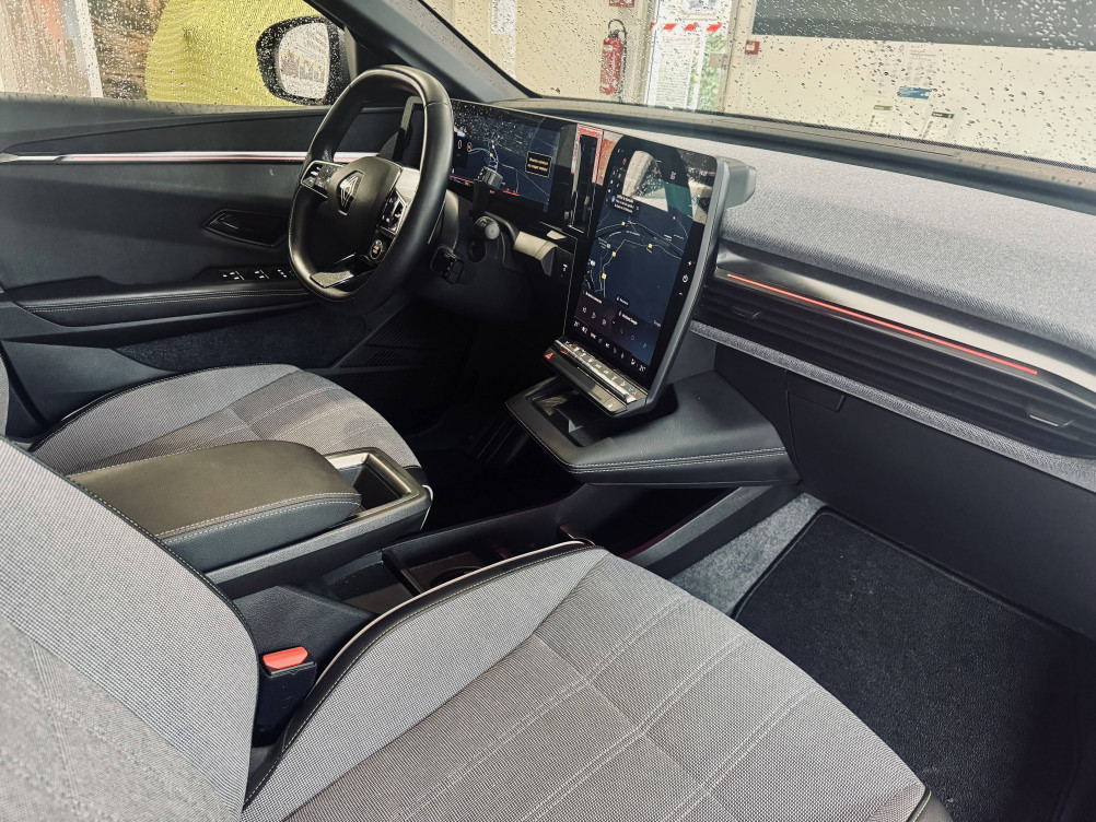 Acheter Renault Megane E-Tech Megane E-Tech EV60 220 ch super charge Techno 5p occasion dans les concessions du Groupe Faurie