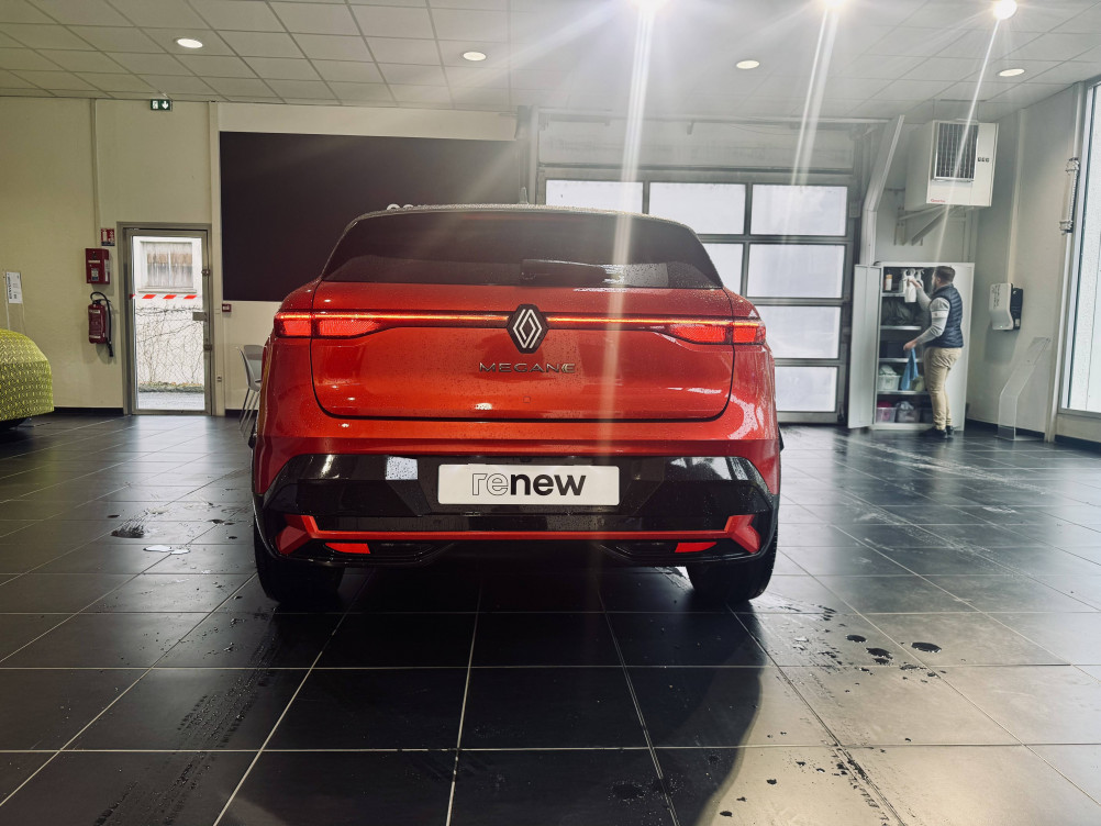 Acheter Renault Megane E-Tech Megane E-Tech EV60 220 ch super charge Techno 5p occasion dans les concessions du Groupe Faurie