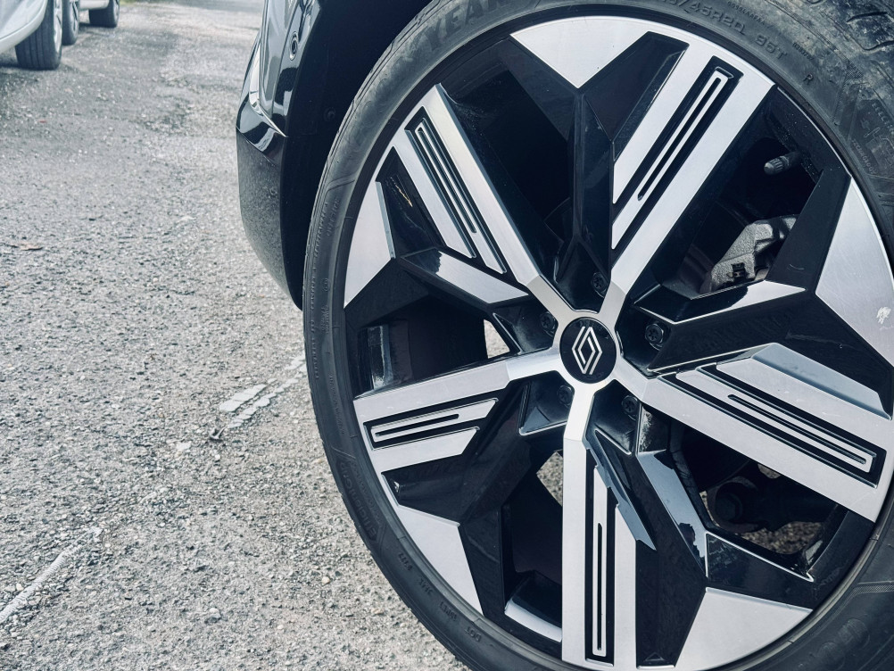 Acheter Renault Megane E-Tech Megane E-Tech EV60 220 ch super charge Iconic 5p occasion dans les concessions du Groupe Faurie