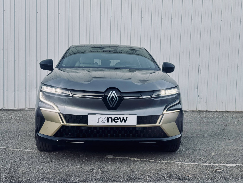 Acheter Renault Megane E-Tech Megane E-Tech EV60 220 ch super charge Iconic 5p occasion dans les concessions du Groupe Faurie