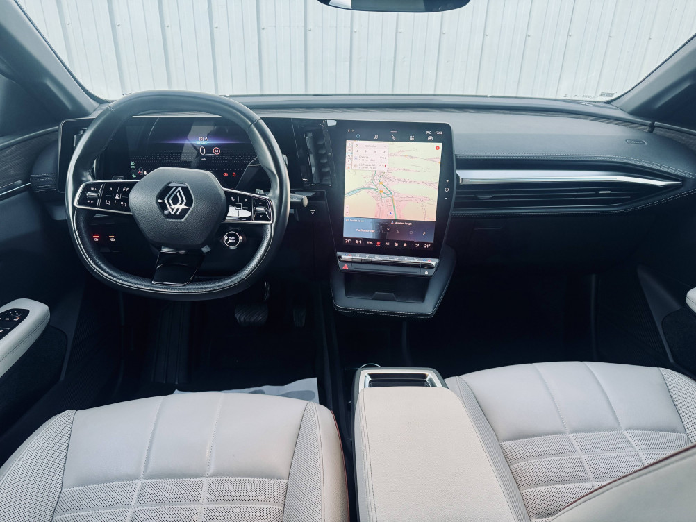 Acheter Renault Megane E-Tech Megane E-Tech EV60 220 ch super charge Iconic 5p occasion dans les concessions du Groupe Faurie