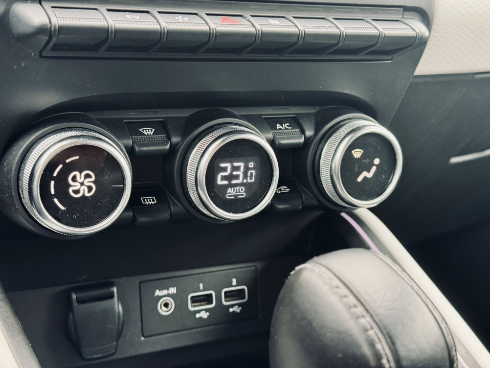 Acheter Renault Clio 5 Clio E-Tech 140 - 21N Intens 5p occasion dans les concessions du Groupe Faurie