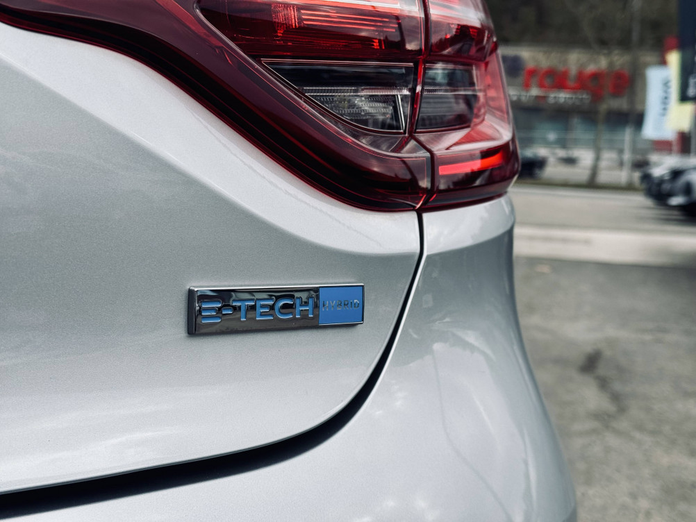 Acheter Renault Clio 5 Clio E-Tech 140 - 21N Intens 5p occasion dans les concessions du Groupe Faurie