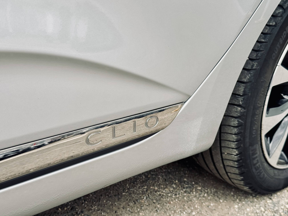 Acheter Renault Clio 5 Clio E-Tech 140 - 21N Intens 5p occasion dans les concessions du Groupe Faurie