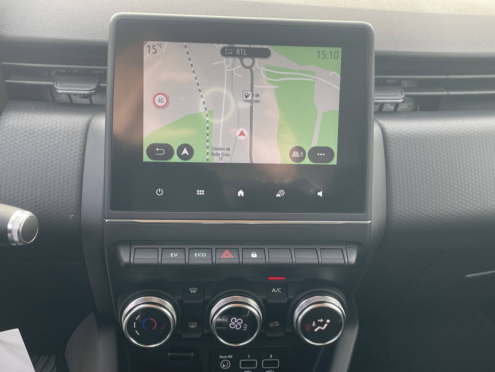 Acheter Renault Clio 5 Clio E-Tech 140 Business 5p occasion dans les concessions du Groupe Faurie