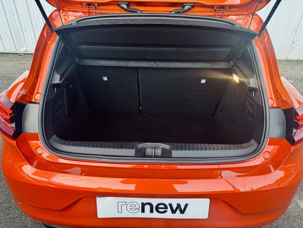 Acheter Renault Clio 5 Clio E-Tech 140 Intens 5p occasion dans les concessions du Groupe Faurie