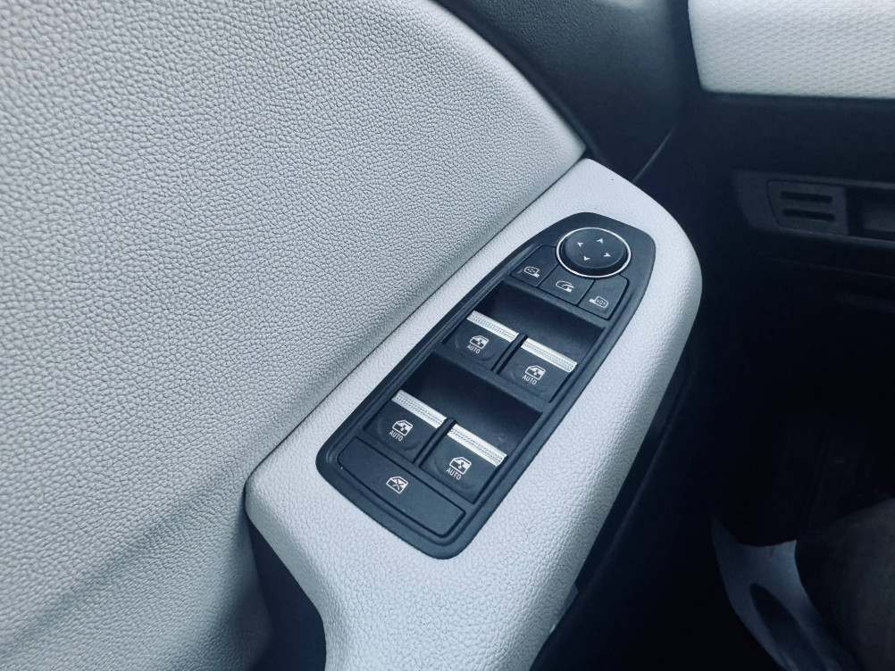 Acheter Renault Clio 5 Clio E-Tech 140 Intens 5p occasion dans les concessions du Groupe Faurie