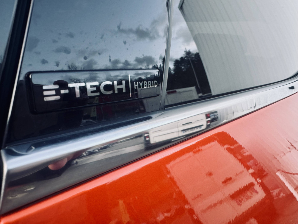 Acheter Renault Clio 5 Clio E-Tech 140 Intens 5p occasion dans les concessions du Groupe Faurie