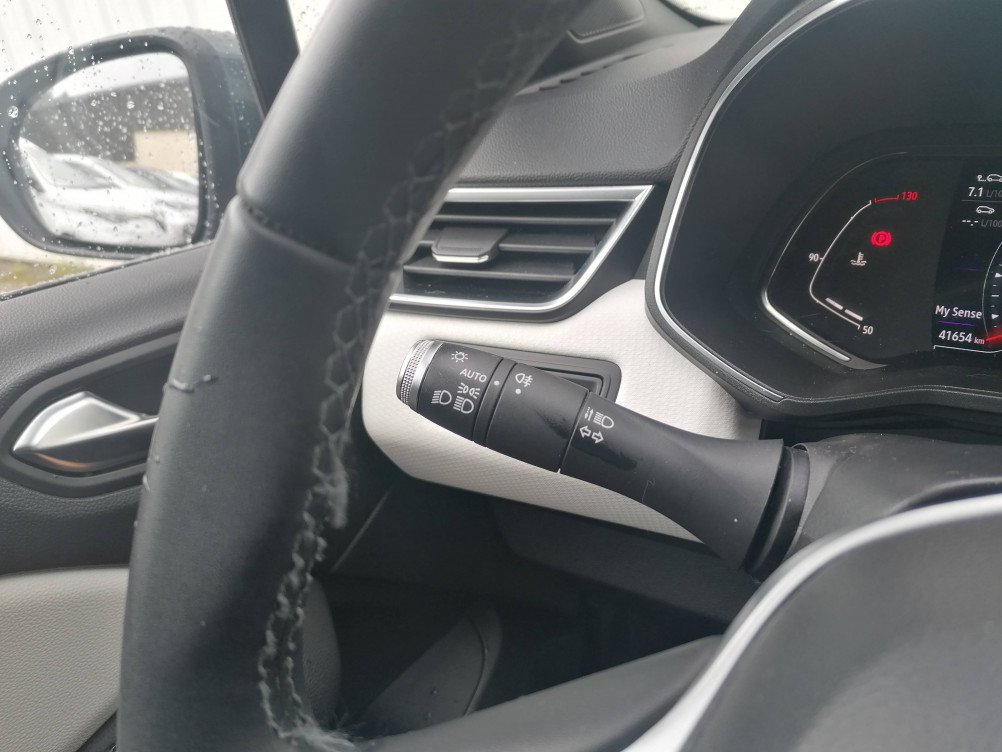 Acheter Renault Clio 5 Clio TCe 140 - 21 Intens 5p occasion dans les concessions du Groupe Faurie