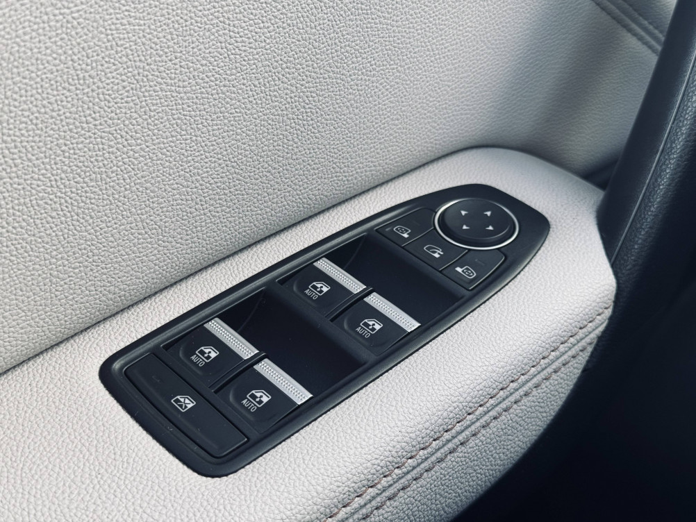 Acheter Renault Captur 2 Captur E-Tech Plug-in 160 Initiale Paris 5p occasion dans les concessions du Groupe Faurie