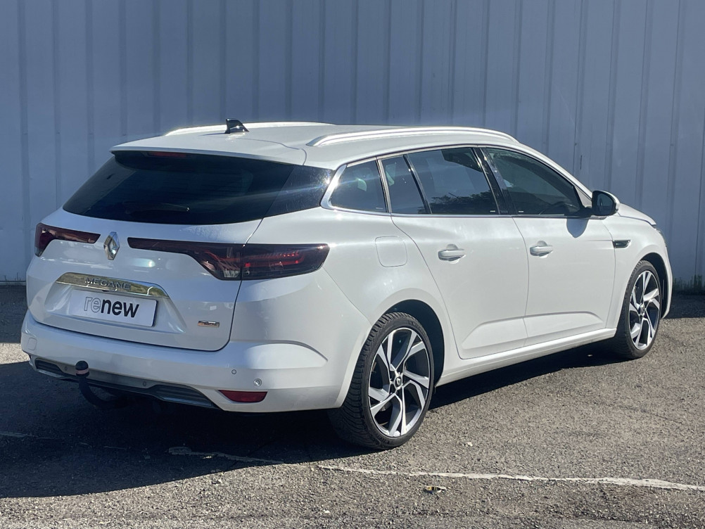 Acheter Renault Megane 4 Mégane IV Estate E-TECH Plug-In Hybride 160 R.S. Line 5p occasion dans les concessions du Groupe Faurie