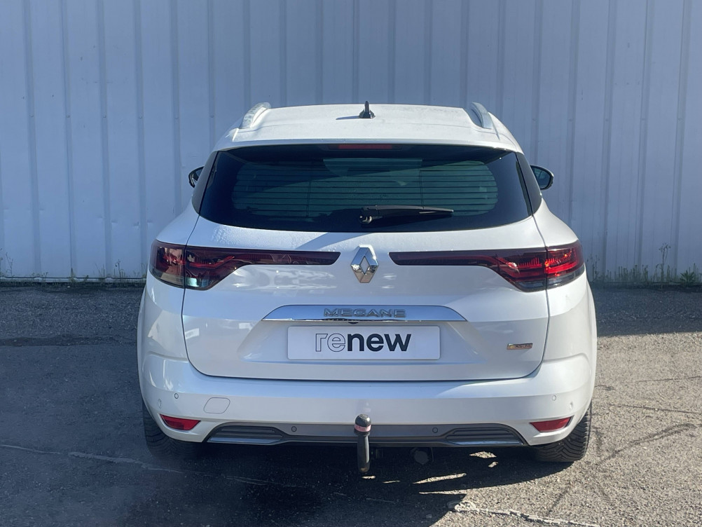 Acheter Renault Megane 4 Mégane IV Estate E-TECH Plug-In Hybride 160 R.S. Line 5p occasion dans les concessions du Groupe Faurie