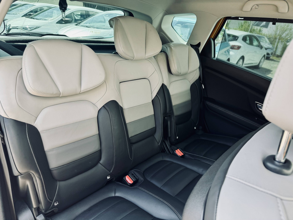 Acheter Renault Scenic 4 Scenic TCe 160 Energy EDC Initiale Paris 5p occasion dans les concessions du Groupe Faurie