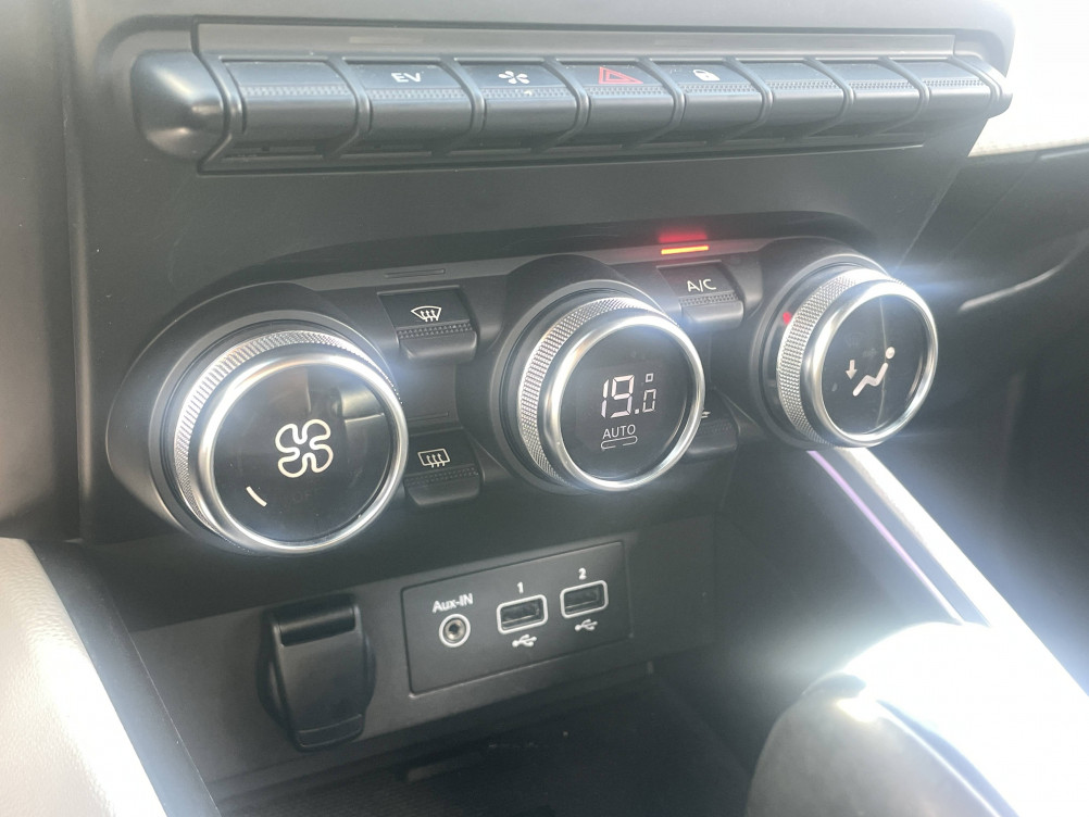 Acheter Renault Clio 5 Clio E-Tech 140 Intens 5p occasion dans les concessions du Groupe Faurie