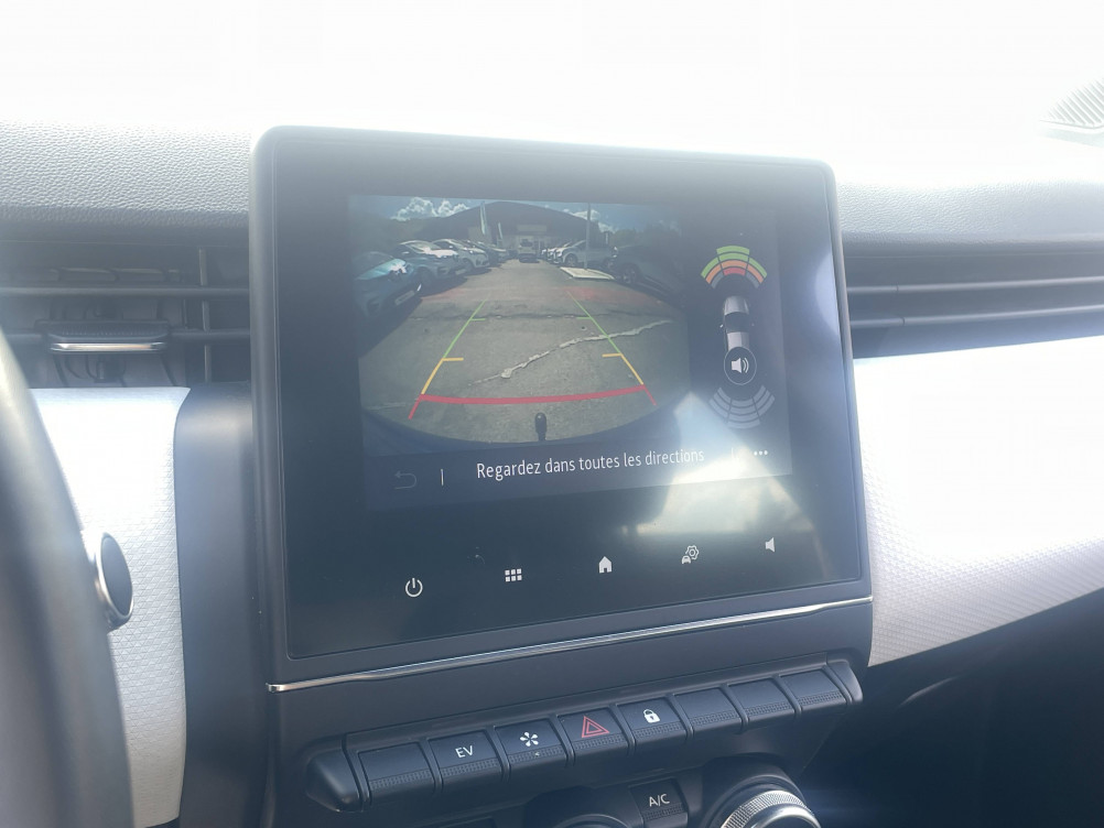 Acheter Renault Clio 5 Clio E-Tech 140 Intens 5p occasion dans les concessions du Groupe Faurie
