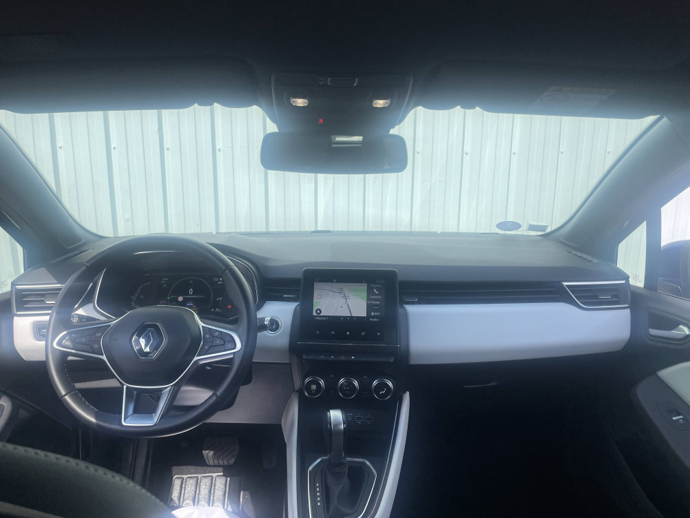 Acheter Renault Clio 5 Clio E-Tech 140 Intens 5p occasion dans les concessions du Groupe Faurie