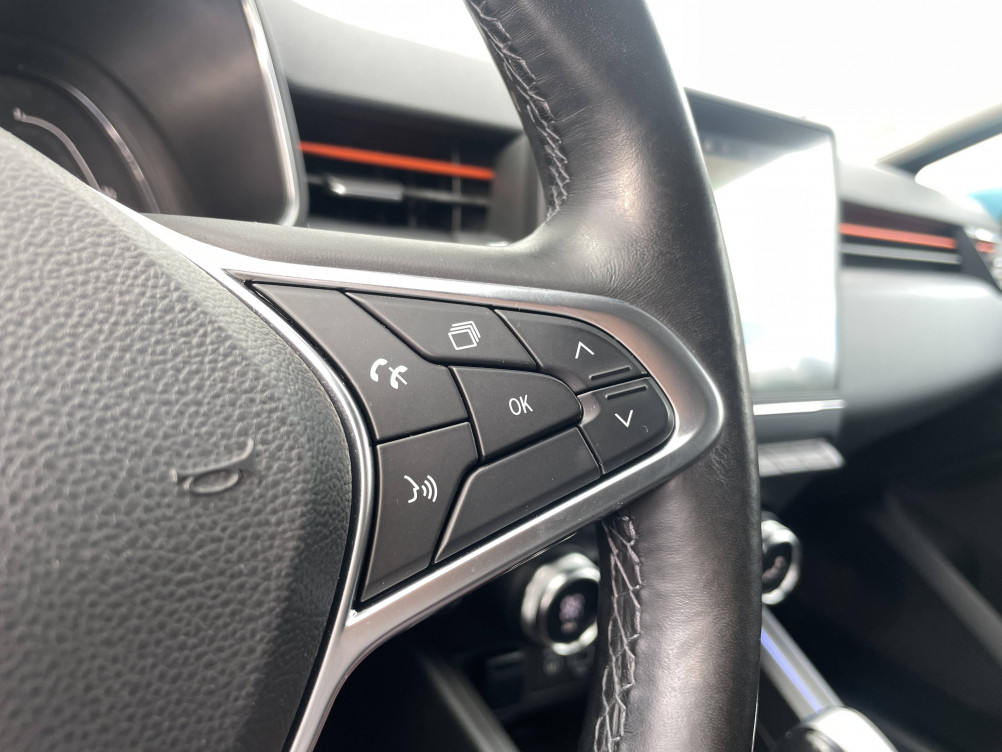 Acheter Renault Clio 5 Clio E-Tech 140 Intens 5p occasion dans les concessions du Groupe Faurie