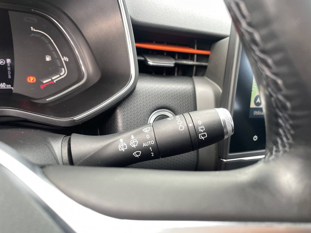 Acheter Renault Clio 5 Clio E-Tech 140 Intens 5p occasion dans les concessions du Groupe Faurie