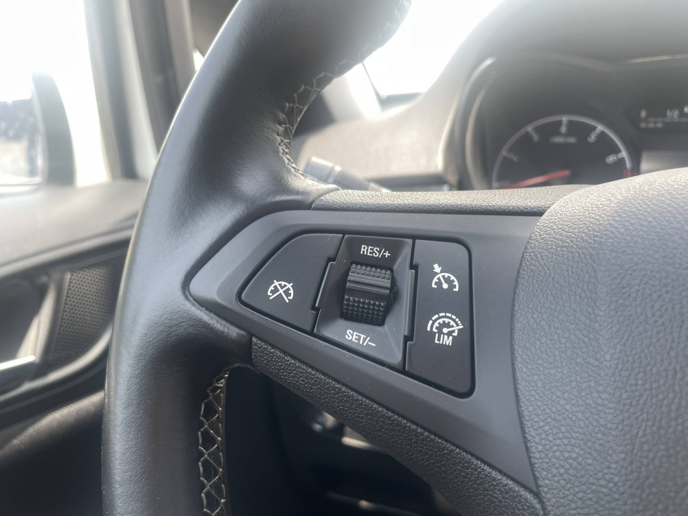 Acheter Opel Corsa E Corsa 1.4 Turbo 100 ch Design Edition 5p occasion dans les concessions du Groupe Faurie