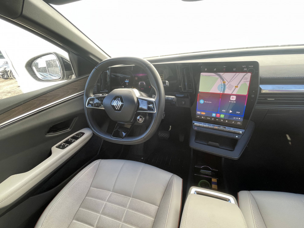 Acheter Renault Megane E-Tech Megane E-Tech EV60 220 ch super charge Iconic 5p occasion dans les concessions du Groupe Faurie