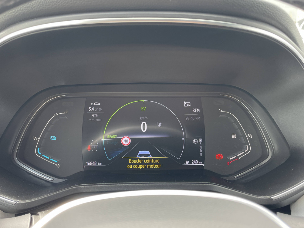 Acheter Renault Clio 5 Clio E-Tech 140 Limited 5p occasion dans les concessions du Groupe Faurie