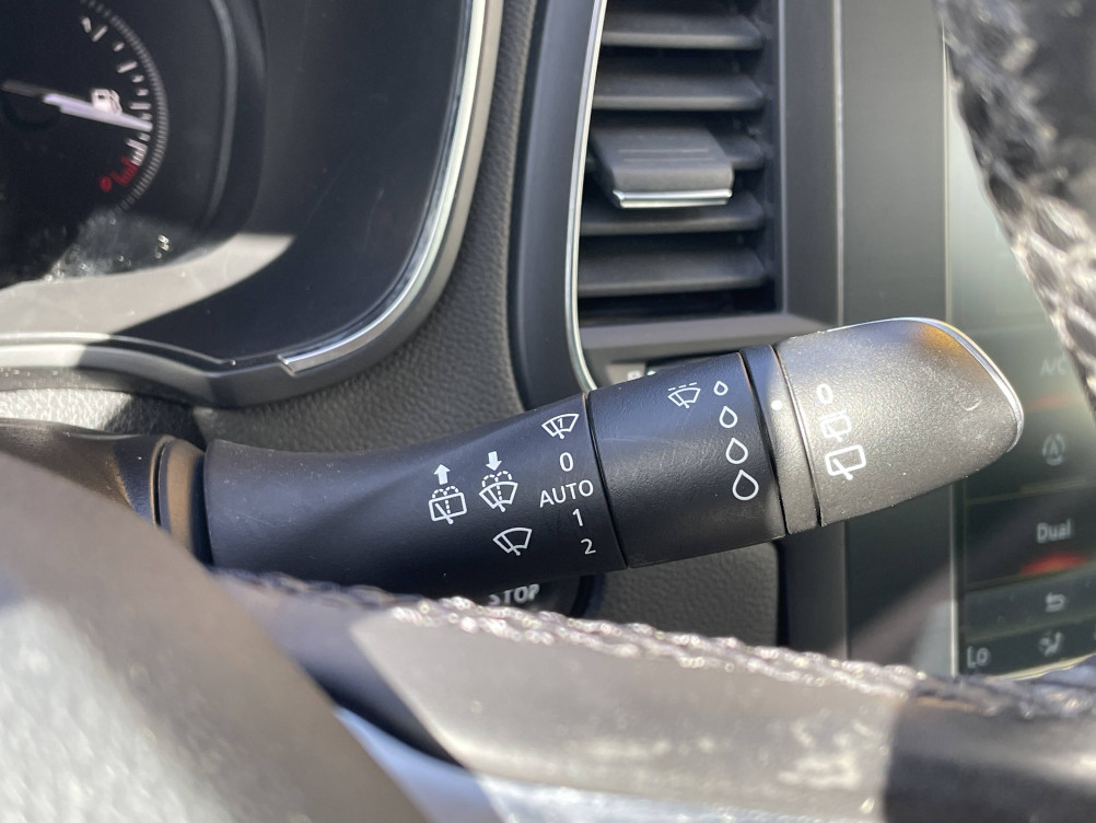 Acheter Renault Megane 4 Mégane IV Berline TCe 140 FAP Intens 5p occasion dans les concessions du Groupe Faurie