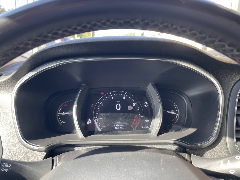 Acheter Renault Megane 4 Mégane IV Berline TCe 140 FAP Intens 5p occasion dans les concessions du Groupe Faurie