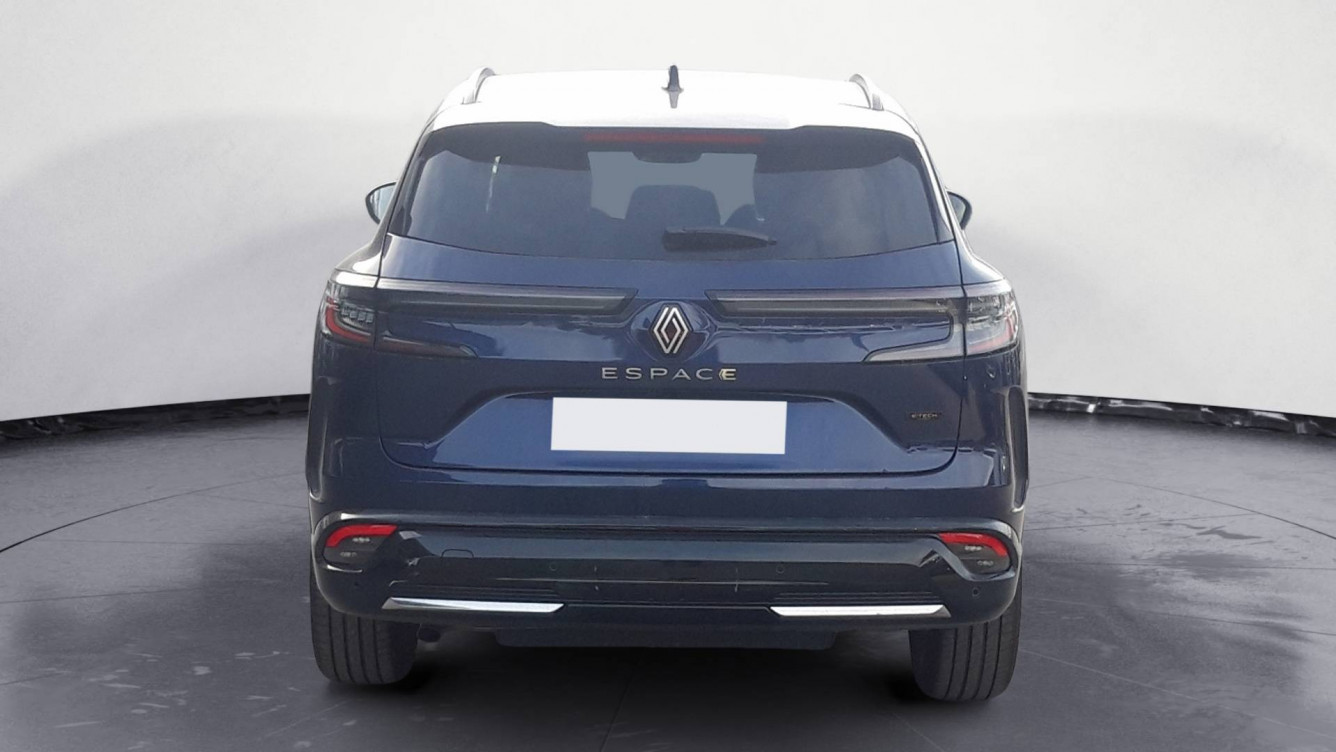 Acheter Renault Espace 6 Espace E-Tech hybrid 200 Iconic 5p occasion dans les concessions du Groupe Faurie
