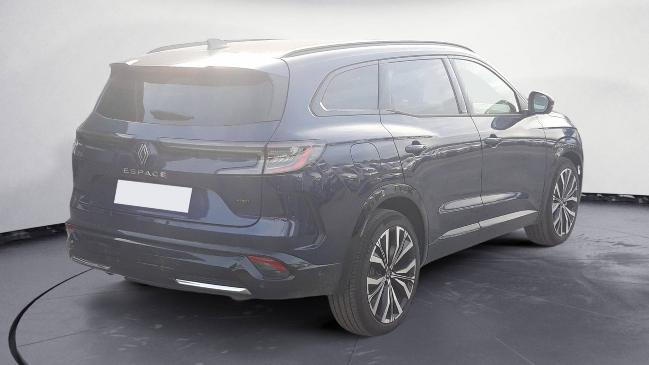 Acheter Renault Espace 6 Espace E-Tech hybrid 200 Iconic 5p occasion dans les concessions du Groupe Faurie