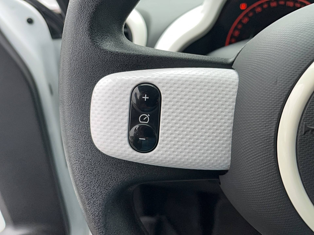 Acheter Renault Twingo 3 Twingo III SCe 65 Zen 5p occasion dans les concessions du Groupe Faurie