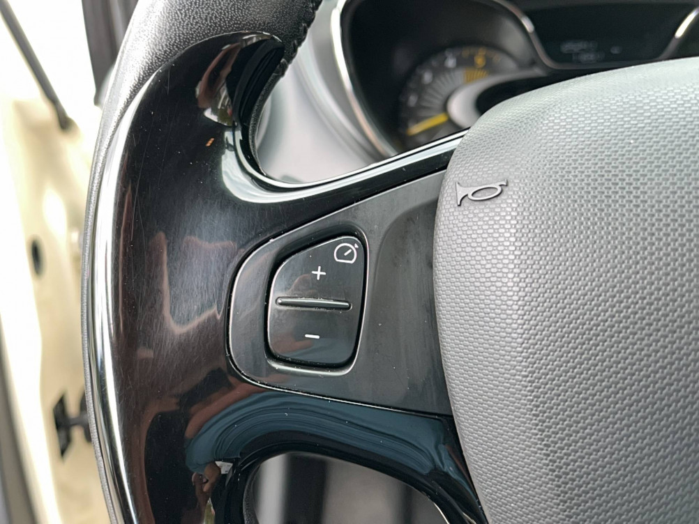 Acheter Renault Captur Captur dCi 90 Intens EDC 5p occasion dans les concessions du Groupe Faurie