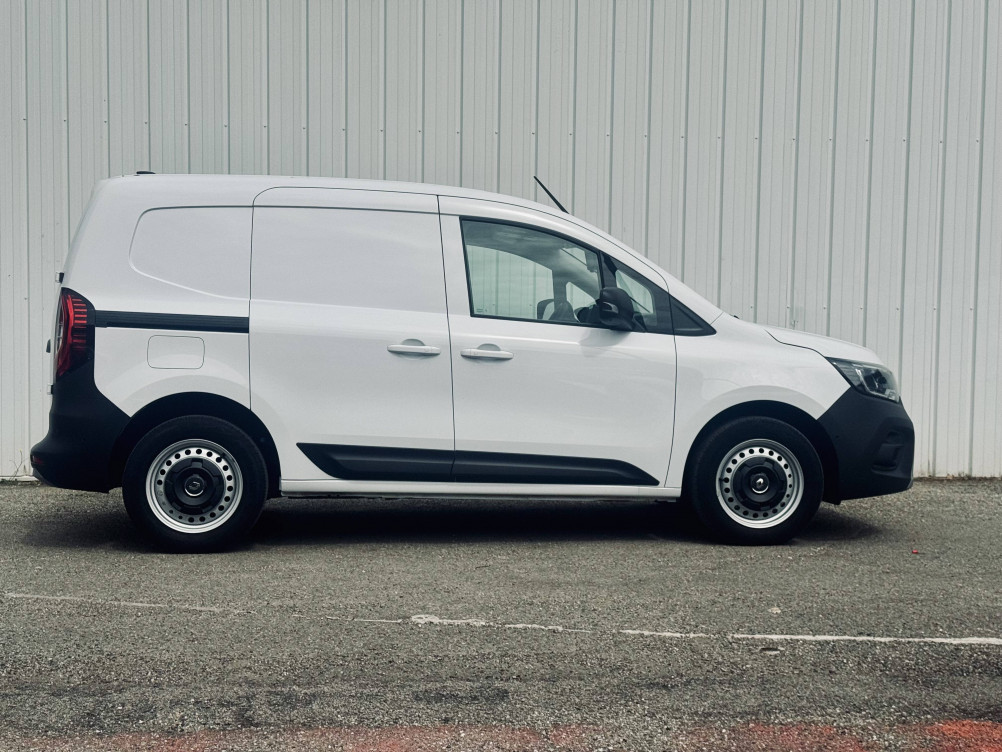 Acheter Renault Kangoo 3 KANGOO VAN BLUE DCI 95 EXTRA - 22 5p occasion dans les concessions du Groupe Faurie