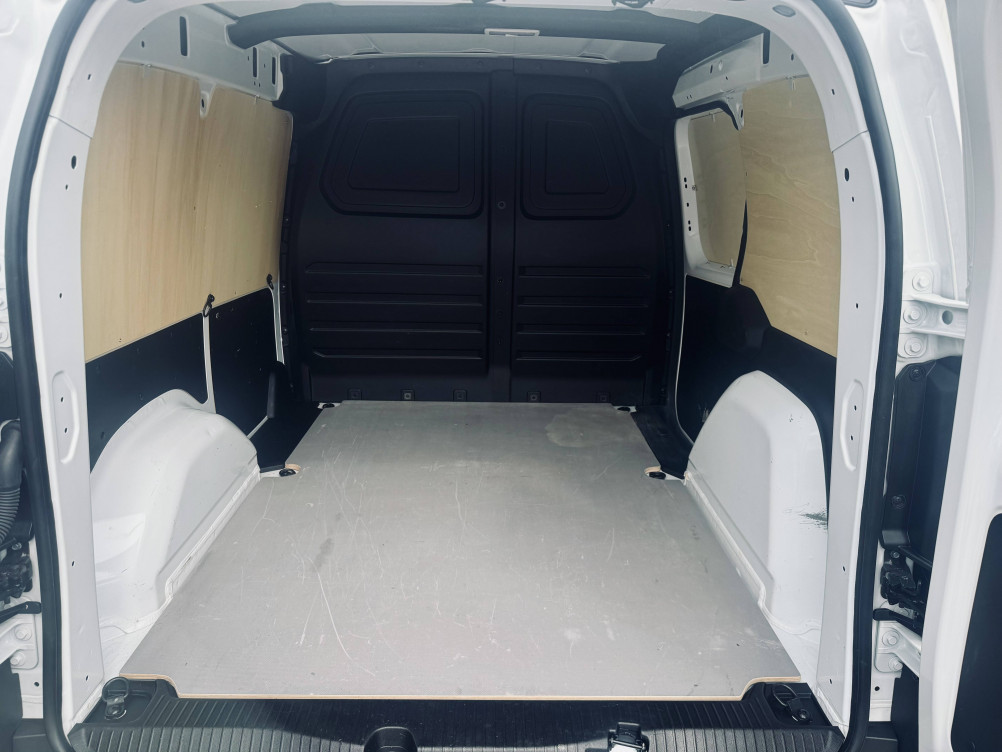 Acheter Renault Kangoo 3 KANGOO VAN BLUE DCI 95 EXTRA - 22 5p occasion dans les concessions du Groupe Faurie