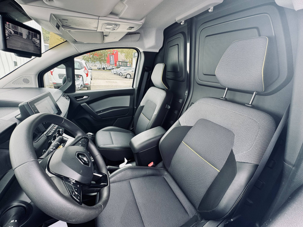 Acheter Renault Kangoo 3 KANGOO VAN BLUE DCI 95 EXTRA - 22 5p occasion dans les concessions du Groupe Faurie